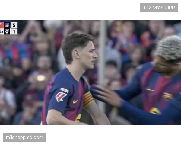 加维高位抢断撕开对手防线 本赛季表现优于边锋对手