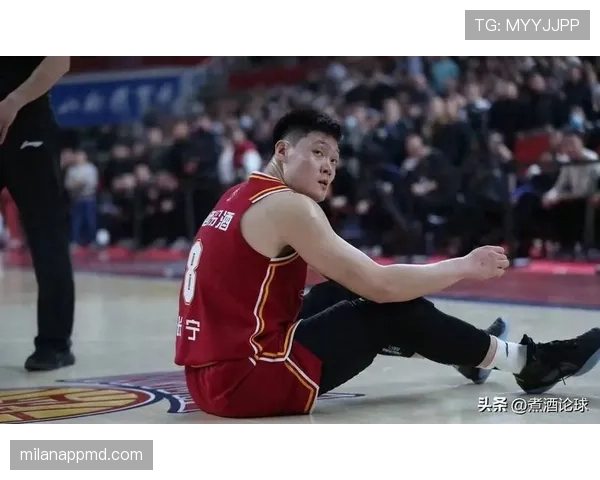 违体犯规是什么意思?规则解析与判罚标准 违体犯规是什么意思?规则解析与判罚标准